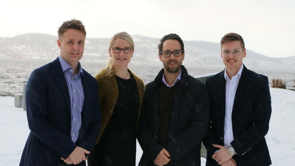 PWC lanserte i dag deres sjømatbarometer. F.v. Hallvard Aarø, partner; Hanne Sælemyr Johansen, senior manager; Ole-Alexander Palm, direktør Consulting og Gaute Vassbotten, alle fra PWC. Foto: PWC. PWC lanserte i dag deres sjømatbarometer. F.v. Hallvard Aarø, partner; Hanne Sælemyr Johansen, senior manager; Ole-Alexander Palm, direktør Consulting og Gaute Vassbotten, alle fra PWC. Foto: PWC.