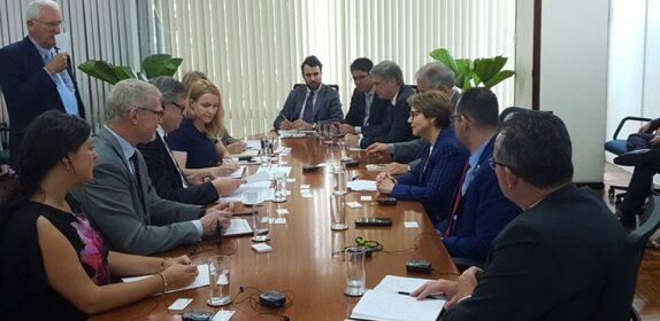 Fiskeriminister Harald T. Nesvik møtte sin brasilianske kollega Tereza Cristina. Foto: NFD.