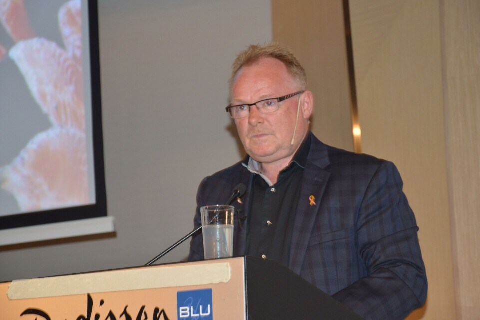 Tidligere fiskeriminister Per Sandberg (FrP) holdt i dag pressekonferanse der han gikk kraftig ut mot måten media har omtalt kjæresten hans på. Foto: Kyst.no. Tidligere fiskeriminister Per Sandberg (FrP) holdt i dag pressekonferanse der han gikk kraftig ut mot måten media har omtalt kjæresten hans på. Foto: Kyst.no.