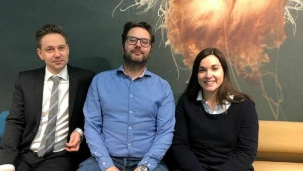I løpet av én måned har de tre Cermaq-forskerne Sverre Bang Småge, Øyvind Brevik og Kathleen Frisch tatt doktorgraden. Foto: Cermaq.