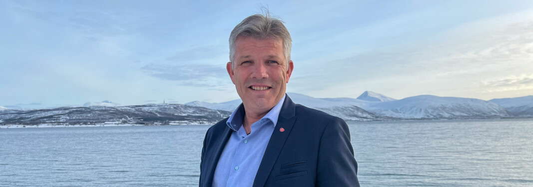 Fiskeri- og havminister Bjørnar Skjæran har i offentliggjort og lagt frem nye krav i havbruksregelverket.