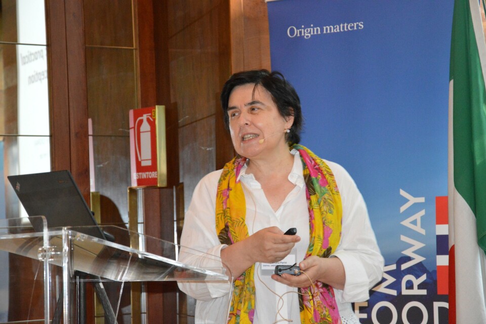 Professor Giuliana Parisi studerer bruken av insekter i fiskefôr ved Universitetet i Firenze. Foto. Therese Soltveit.