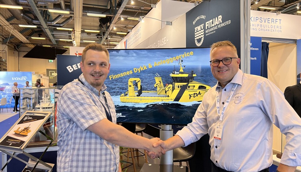 På bilde fra Nor-Fishing: Tommy Grønning, Kaptein og Prosjektleder FDA (t.v) og Kjell Arild Skar, salgssjef FMV (t.h). På bilde fra Nor-Fishing: Tommy Grønning, Kaptein og Prosjektleder FDA (t.v) og Kjell Arild Skar, salgssjef FMV (t.h).