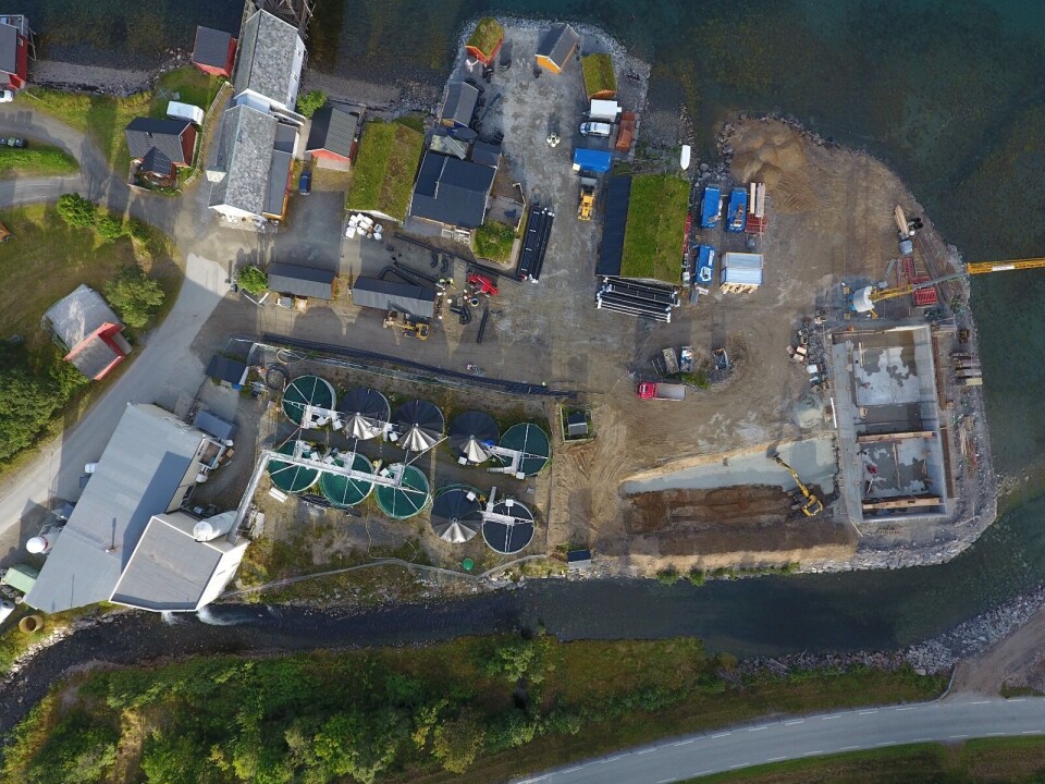 Dronefoto over smoltanlegget Foto: Astafjord Smolt. Dronefoto over smoltanlegget Foto: Astafjord Smolt.
