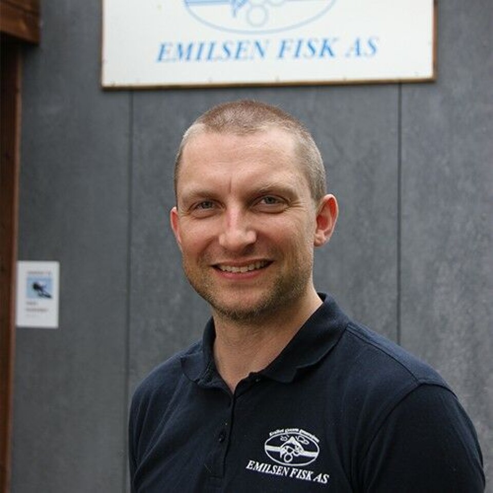 Robert Aakvik, produksjonsleder i Emilsen Havbruk understreker at behandlingen ble foretatt til fiskens beste.