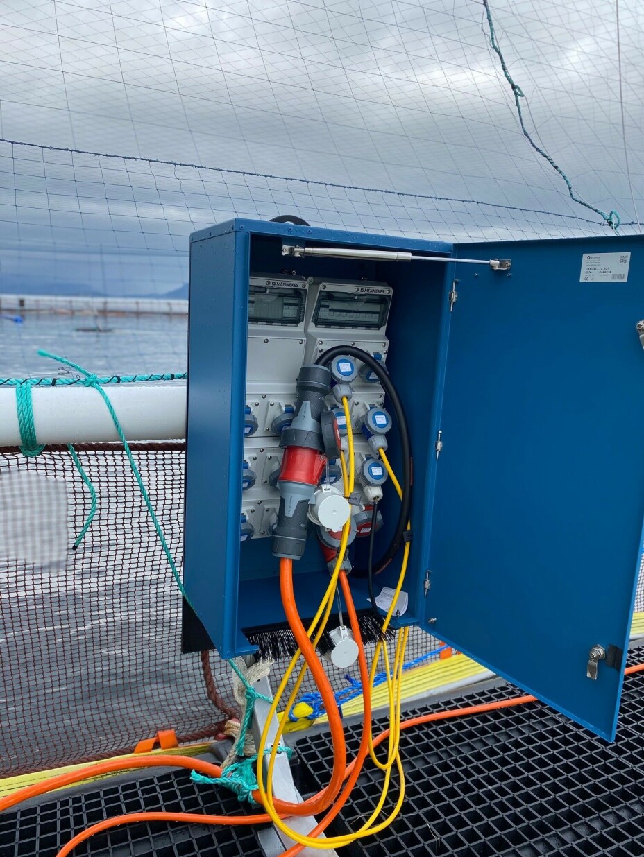 Komplett «plug-and-play» strømfordelingsskap til havbruk
