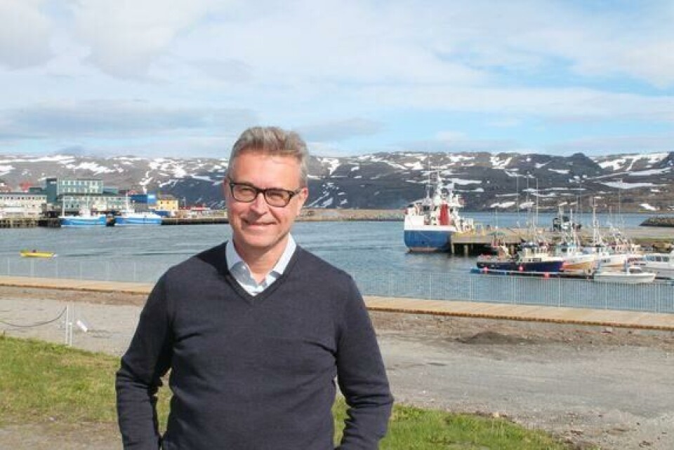 Fiskeri- og sjømatminister Odd Emil Ingebrigtsen sier Nordlaks har tørt å tenke stort med Havfarm-prosjektet. Foto: NFD.
