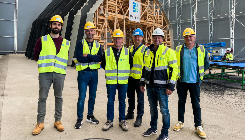 Bluegreen og SalMar. Fra venstre: Prosjektleder Juan Carlos Torres, Prosjektsjef Jon-Ivar Hovd, Lokasjonsleder Johannes Schjølberg (alle SalMar), Nils-Johan Tufte, partner/CEO, Geir Andresen, partner/COO og Elg Ragnar Thunes, partner/ HMSK- og HR-leder (alle Bluegreen).