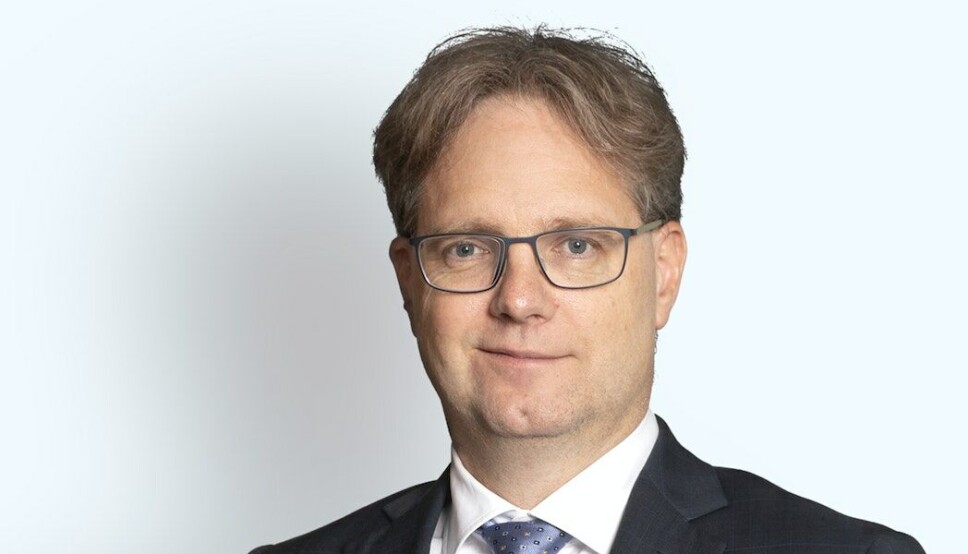 Mons Alfred Paulsen, advokat i advokatfirmaet Thommessen mener investeringer vil fryses, legges på is, nedskaleres og revurderes, som følge av økt beskatning på havbruksselskapene.