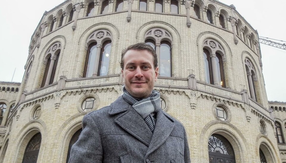 Stortingsrepresentant Helge Andrè Njåstad er svært skuffet over fiskeri- og havminister Bjørnar Skjæran. Foto: Bjørn Inge Bergestuen - FrP Stortingsrepresentant Helge Andrè Njåstad er svært skuffet over fiskeri- og havminister Bjørnar Skjæran. Foto: Bjørn Inge Bergestuen - FrP