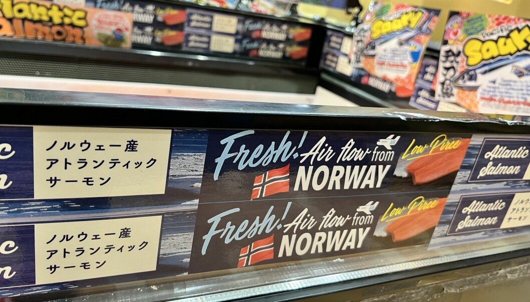 Norge eksporterte 133 105 tonn laks til en verdi av 10,6 milliarder kroner i oktober. Her fra en fiskedisk i Singapore.