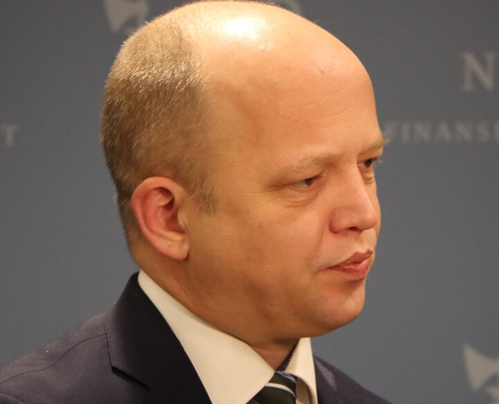 Finansminister Trygve Slagsvold Vedum sier modellen er viktigere enn inntektene av grunnrenteskatten.