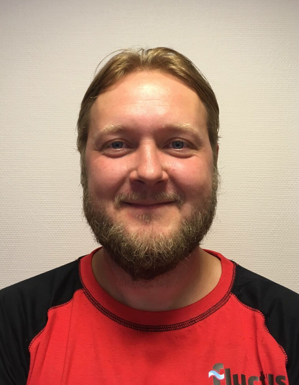 Flåteansvarlig i Fluctus, Runar Hatlevik, sier fôringssystemet på fôrflåten har effektiv utnyttelse av fôr og minimalt med knus. Foto: Fluctus