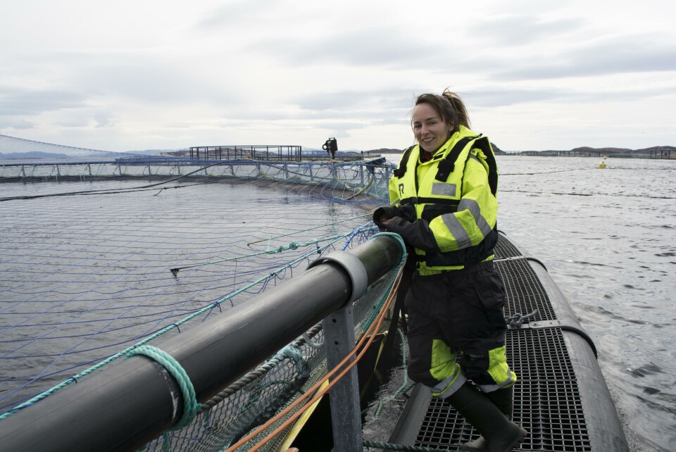 Zoolog og fagrådgiver Susanna Lybæk på fiskeoppdrettsanlegg. Foto: Dyrevernalliansen Zoolog og fagrådgiver Susanna Lybæk på fiskeoppdrettsanlegg. Foto: Dyrevernalliansen
