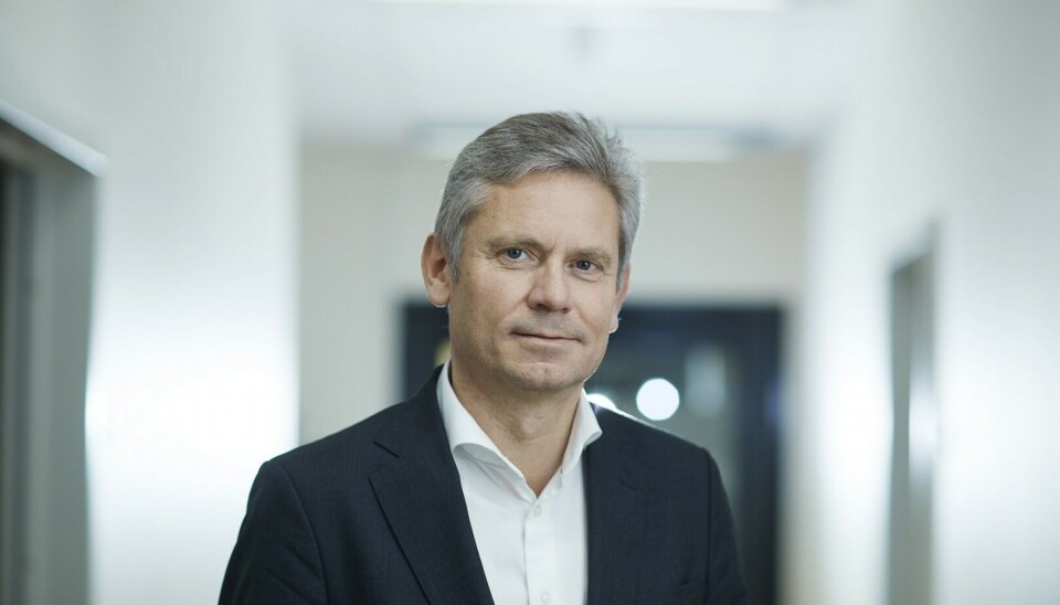 Eirik Moe, sektorleder for EYs fiskeri- og havbruksgruppe sier at dersom havbruksnæringen skal bli et av de beina vi skal stå på etter oljen, kreves det store investeringer i ny teknologi og produksjonsmetoder. Eirik Moe, sektorleder for EYs fiskeri- og havbruksgruppe sier at dersom havbruksnæringen skal bli et av de beina vi skal stå på etter oljen, kreves det store investeringer i ny teknologi og produksjonsmetoder.