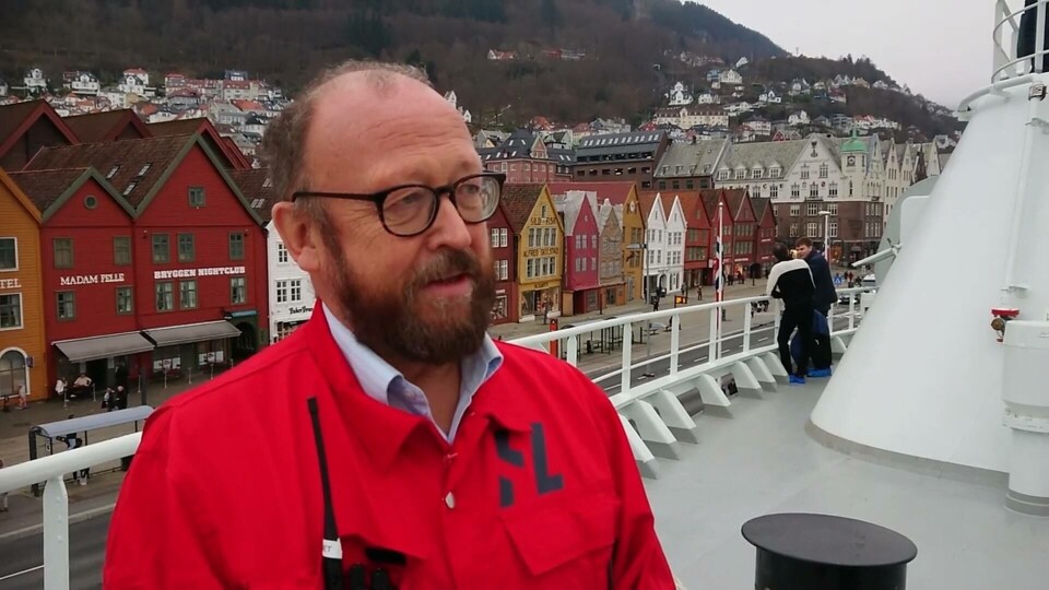 Hav Line fikk i fjor midlertidig dispensasjon fra kravet om å sortere produksjonsfisk innenlands, nå har de fått avslag på søknaden av NFD. Styreleder Carl-Erik Arnesen i HavLine er ikke fornøyd, og sier Hav Line vil fortsette kampen mot politisk prestisje. Foto: Therese Soltveit.