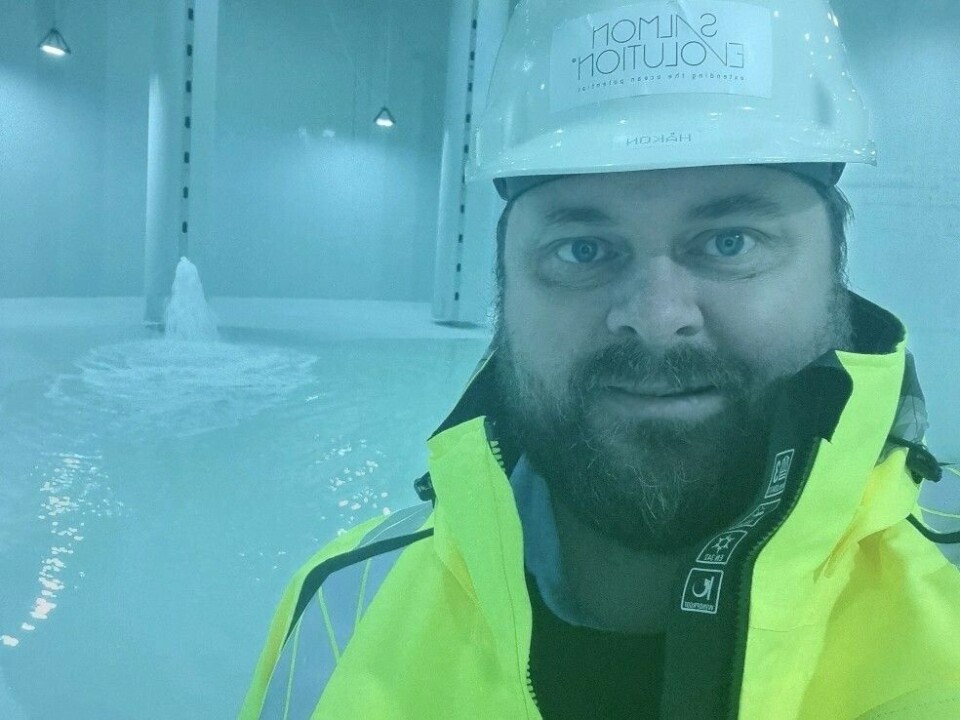 CEO Håkon A. Berg er glad for at det fylles vann i karene på det landbaserte anlegget til Salmon Evolution. Foto: Salmon Evolution. CEO Håkon A. Berg er glad for at det fylles vann i karene på det landbaserte anlegget til Salmon Evolution. Foto: Salmon Evolution.