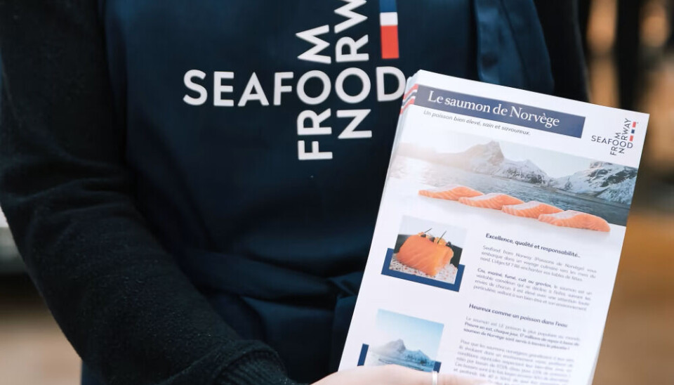 Eksempel på hvordan laksen omtales i informasjonshefter i Frankrike: Forsvarlig oppdrett, sunnhet, høy kvalitet og inspirasjon til smakfulle og enkle oppskrifter.