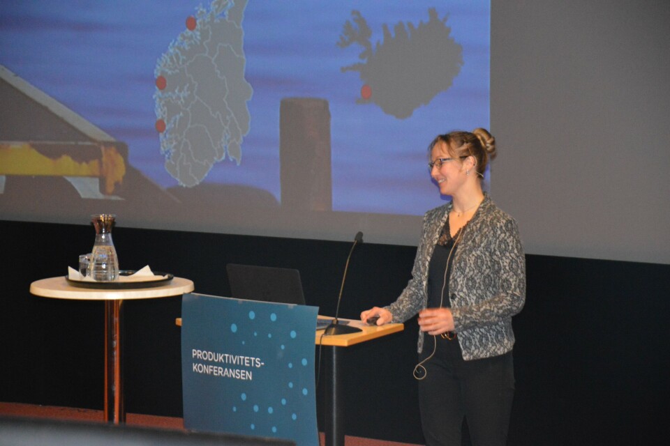 Lene Høgseth, fiskehelsesjef i Fishguard sier bruken av ikke-medikamentelle avlusningsmetoder har ledet til et økt håndteringssvinn. Foto: Ole Andreas Drønen