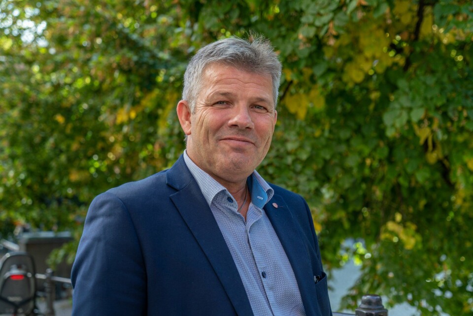 Fiskeri- og havminister Bjørnar Skjæran (Ap)har bedt utvalget vurdere om fremtidige oppdrettstillatelser bør bli tidsbegrensede. Foto: AP