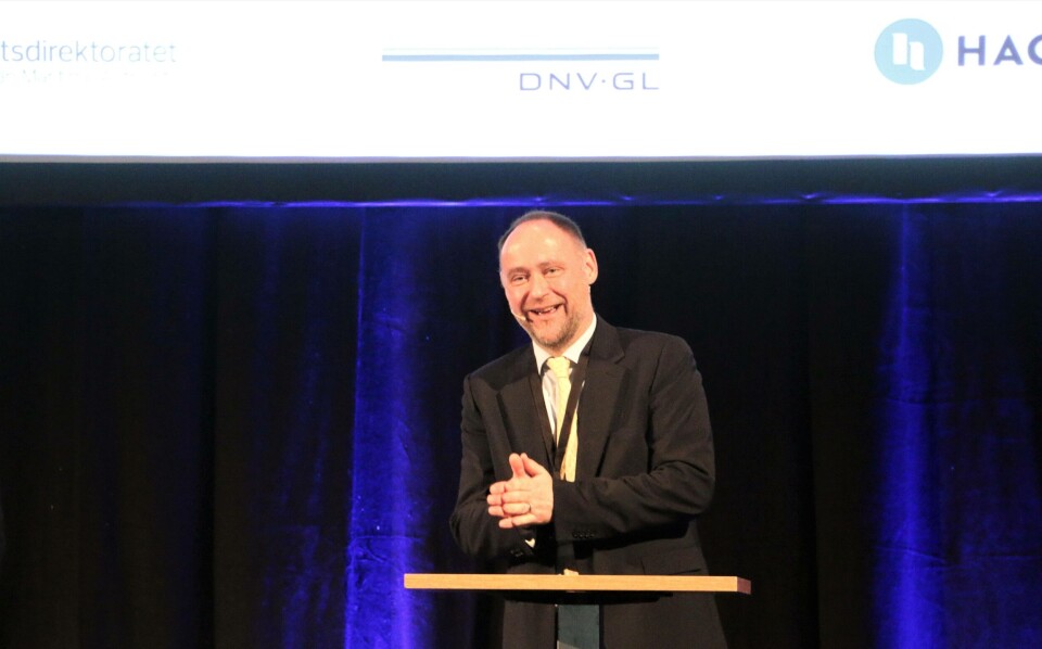 Storbritannias ambassasdør, Richard Wood, prøvde å berolige salen under Haugesundkonferansen Foto: Helge Martin Markussen