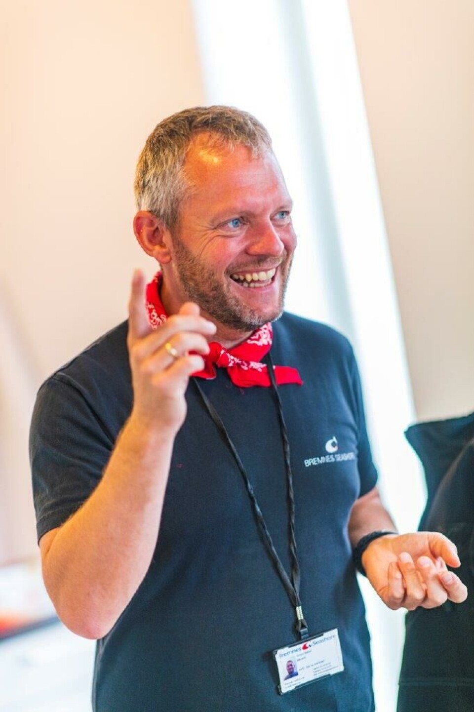 Simon Nesse Økland, utviklingssjef i Bremnes Seashore forteller i meldingen at de skal få elektrisk arbeidskatamaran og notvask på lokaliteten. Foto: Bremnes Seashore Simon Nesse Økland, utviklingssjef i Bremnes Seashore forteller i meldingen at de skal få elektrisk arbeidskatamaran og notvask på lokaliteten. Foto: Bremnes Seashore