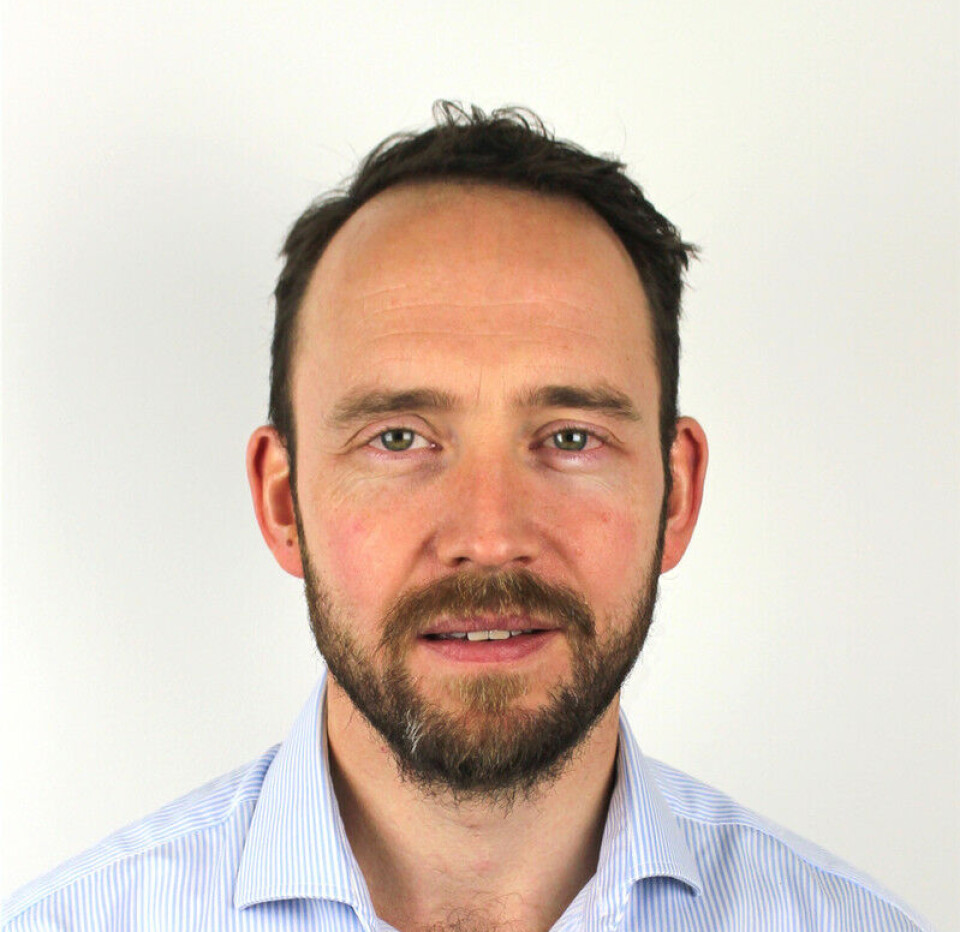 Daglig leder i Lerøy Vest, Morten Fjæreide sier det er satt inn ekstra ressurser til å finne både årsaken og den rømte fisken.