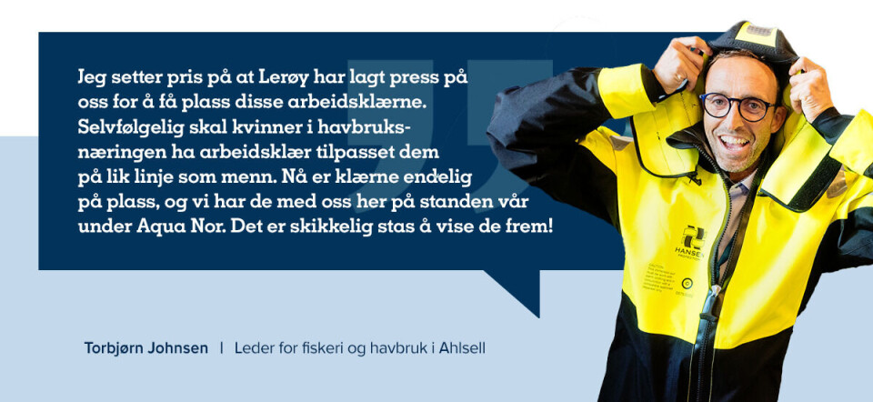 Demonstrerte klær på messen