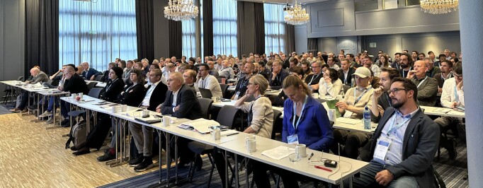 Starter onsdag: – Konferanseplassene ble revet bort