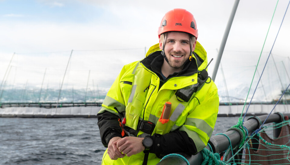 Fiskehelsebiolog Mattias Bendiksen Lind har skrevet et innlegg om debatten som nå går om oppdrettsfiskens helse og velferd, som etterlyser klare politiske krav fra regjeringa til næringa for å få ned dødeligheten og bedre velferden.