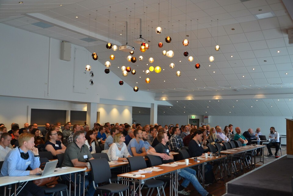 Stort oppmøte og god stemning på Rensefiskkonferansen i dag. Foto: Margarita Savinova. Stort oppmøte og god stemning på Rensefiskkonferansen i dag. Foto: Margarita Savinova.