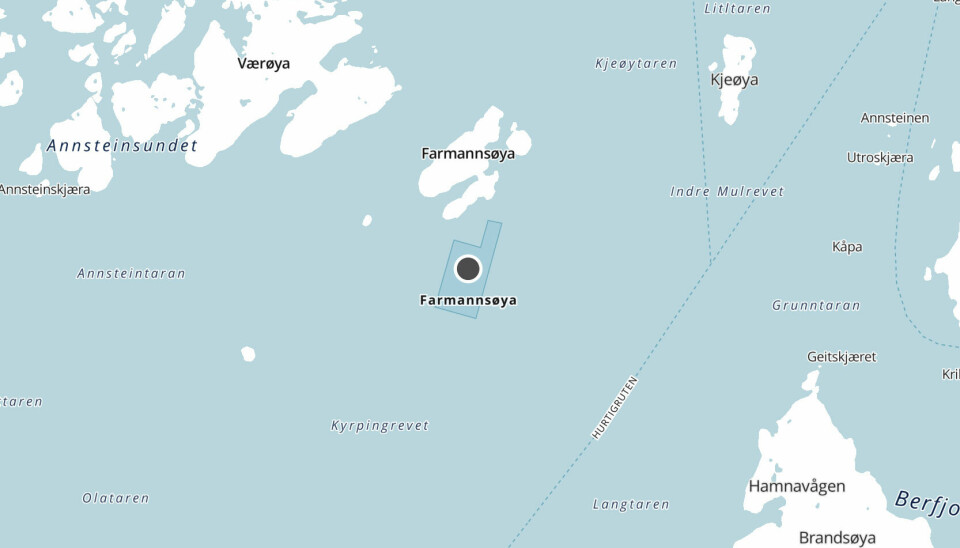 På lokaliteten Farmannsøya i Åfjorden er det funnet hull i tre nøter.