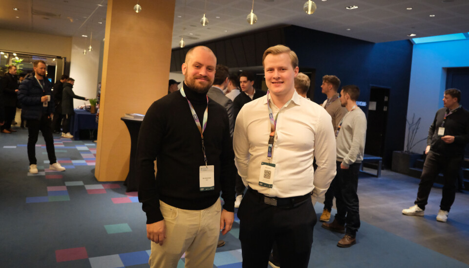 Ole Simonæs t.v. og Sander Stavland fra Sjór var spente på årets YoungFish-konferansen og så frem til å bli kjent med flere unge i næringen.