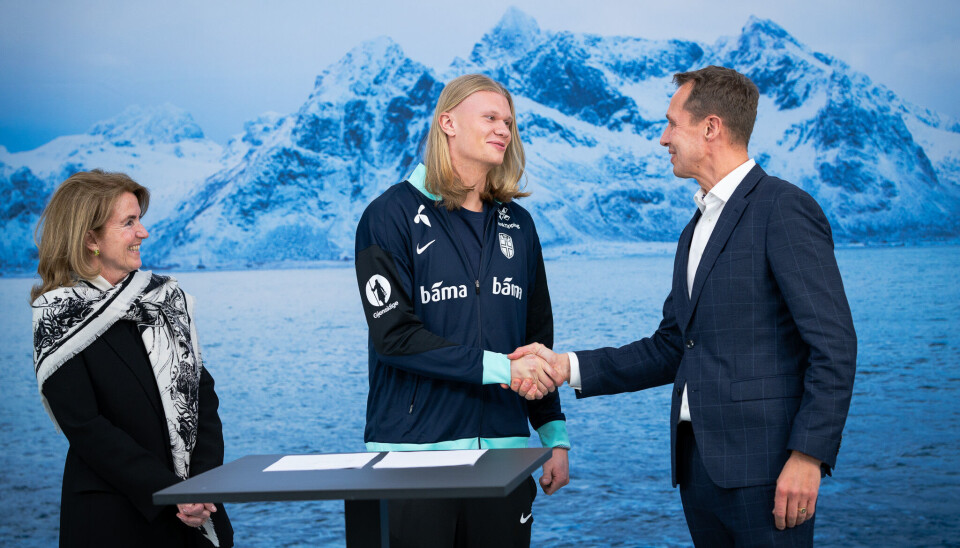 Administrerende direktør i Norges sjømatråd, Christian Chramer er storfornøyd med å ha fotballstjernen på laget.