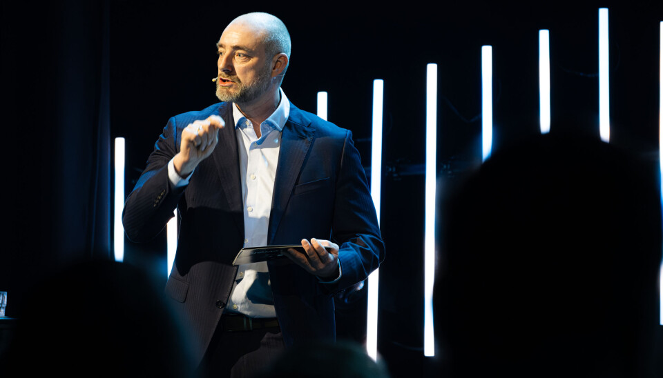 Robert Eriksson understreker at de små oppdretterne har fått en enorm avgiftsøkning.