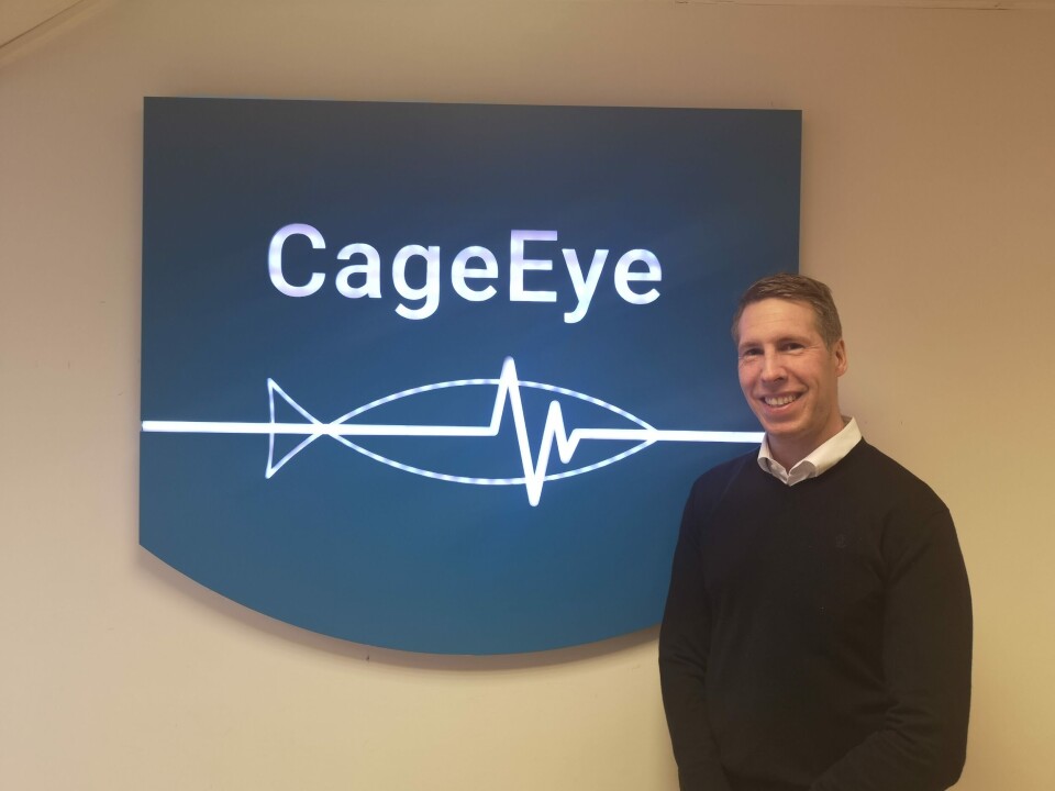Kasper Løberg Tangen er nyansatt i CageEye, og sier han har stort fokus på fiskevelferd og vil alltid ta utgangspunkt i biologien og dyrenes behov. Foto: CageEye.