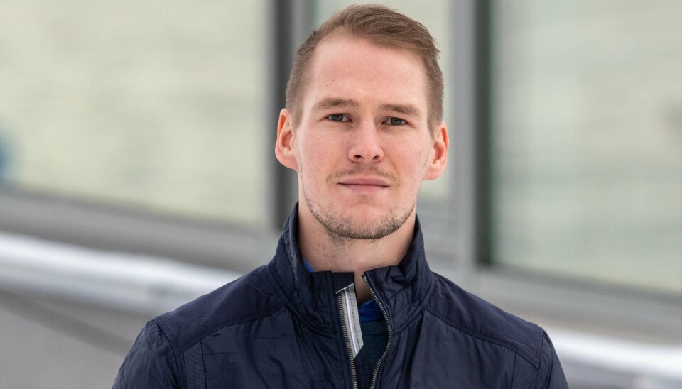 Marius Arvesen, daglig leder i Kleiva Fiskefarm, sier selskapet tar hendelsen svært alvorlig og jobber med å finne årsaken til feilen.