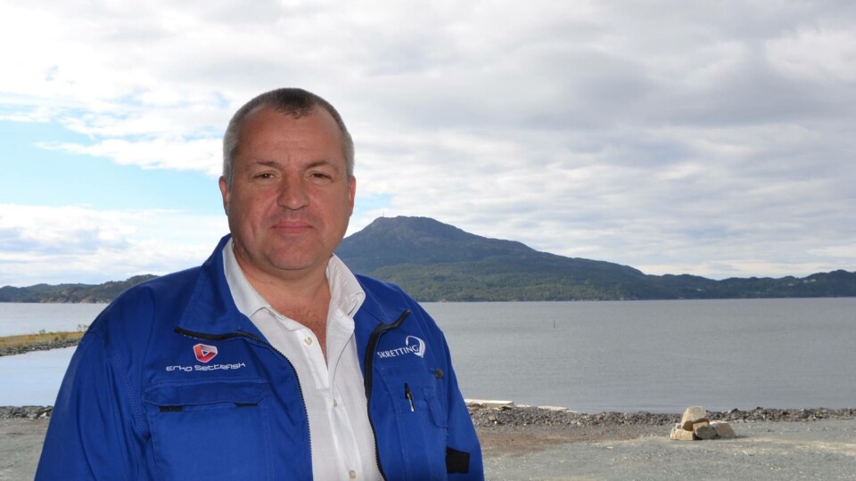 Daglig leder Rune Sandvik i Erko Settefisk sier arbeidet går etter planen på anlegget, og forteller de jobber med å få på plass ferskvann og et nytt klekkeri. Foto: Linn Therese Skår Hosteland. Daglig leder Rune Sandvik i Erko Settefisk sier arbeidet går etter planen på anlegget, og forteller de jobber med å få på plass ferskvann og et nytt klekkeri. Foto: Linn Therese Skår Hosteland.