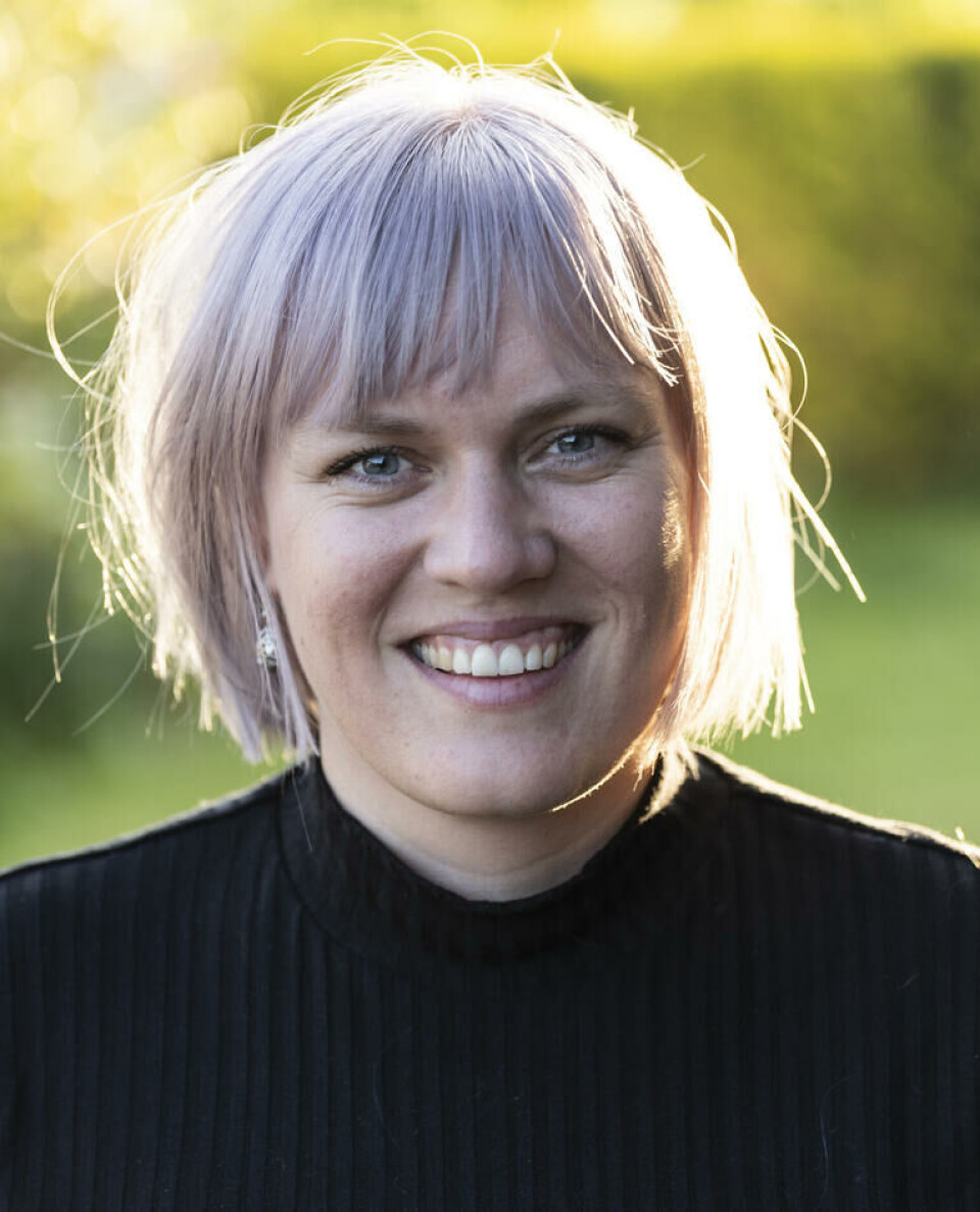 Lena Geitungs doktorgradsarbeidet har sett på styrker og svakheter ved skjermingsteknologi mot lus. Foto: Jarle Tollaksen