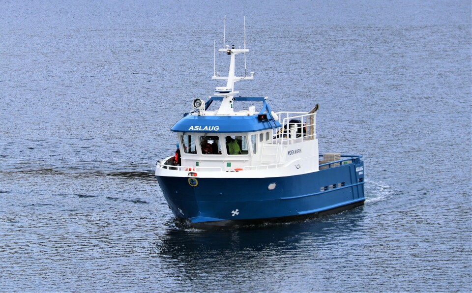 Nå har Emilsen Fisk mottatt sin første leveranse fra Moen Marin. Arbeidsbåten «Aslaug» måler 11,98 meter og er 5 meter bred. Foto: Moen Marin. Nå har Emilsen Fisk mottatt sin første leveranse fra Moen Marin. Arbeidsbåten «Aslaug» måler 11,98 meter og er 5 meter bred. Foto: Moen Marin.