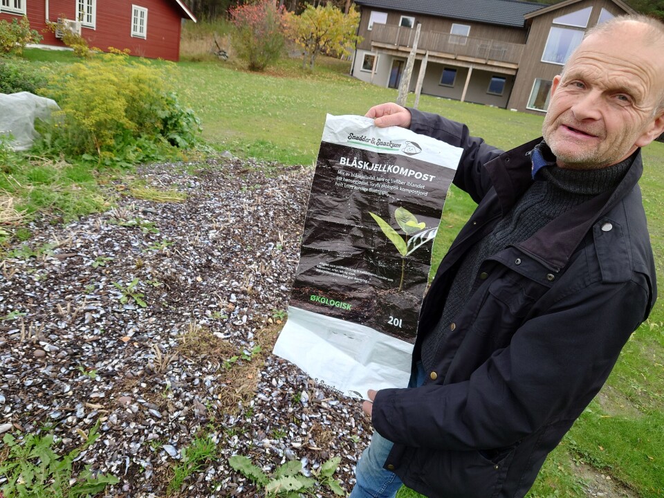Magne Hoem er ikke helt ferdig med skjell. Nå pønsker han på nye produkter, blant annet jordforbedringsmidler basert på skjellene fra blåskjell.