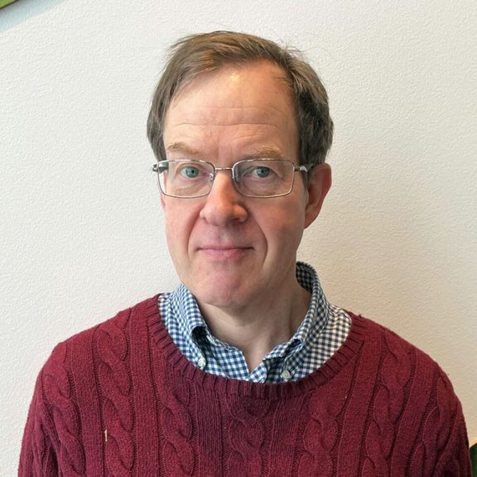 Professor Erling Olaf Koppang ved NMBU Veterinærhøgskolen har forsket på laksens immunceller i 20 år.