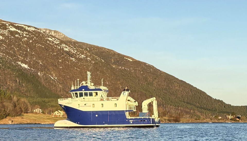 Ny båt overlevert til Frøy