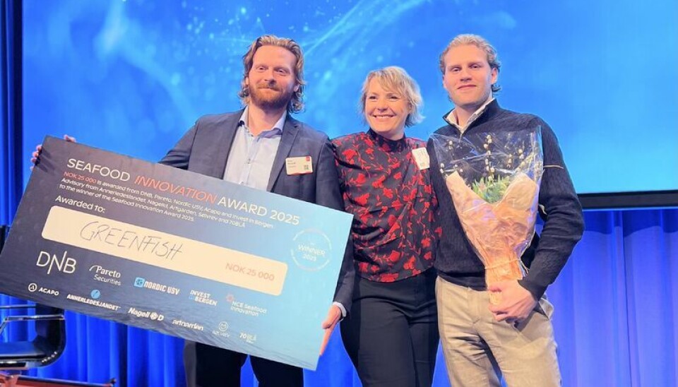 Vinnerne Pétur Már Bernhöft og Sveinn Sigurdur Jóhannesson fra GreenFish, sammen med Trude Jansen Hagland fra NCE Seafood Innovation