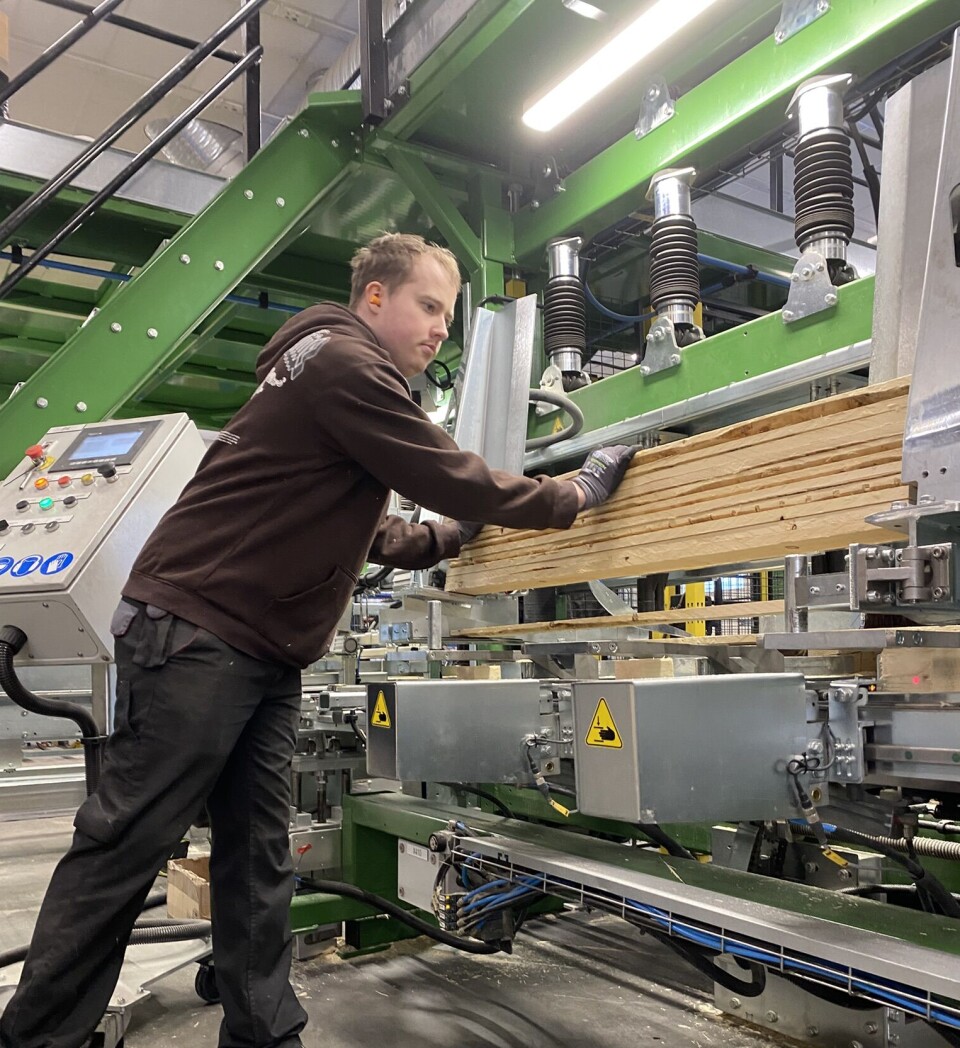 Vekstbedriften kan produsere opp mot 1000 laksepaller til SalMar om dagen.