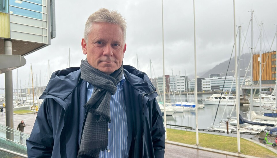 EY-partner Eirik Moe mener at sjømatnæringen bør øke investeringene i lukkede anlegg i sjø.