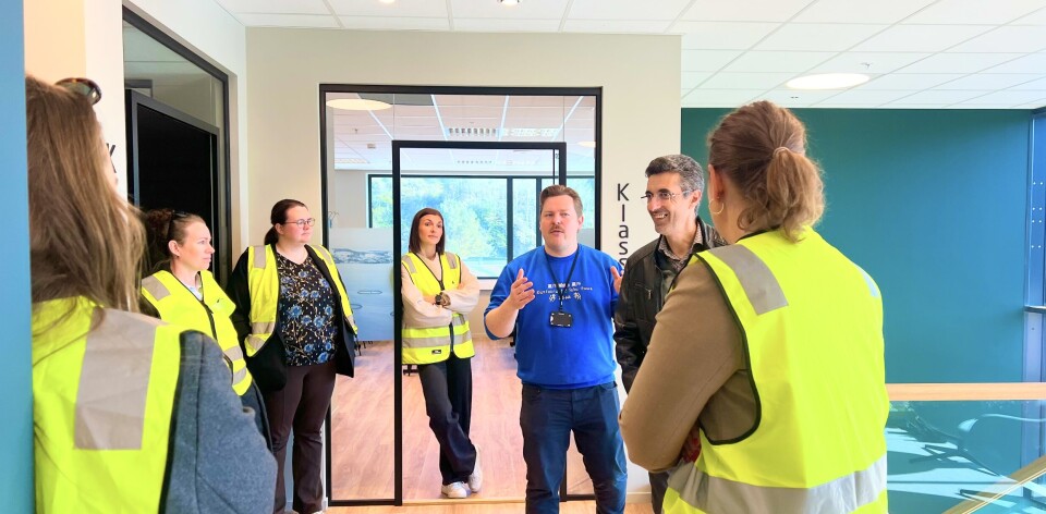 Representanter fra sjømatnæringen samlet hos Bremnes Seashore for erfaringsdeling og innsikt i HR-arbeid.