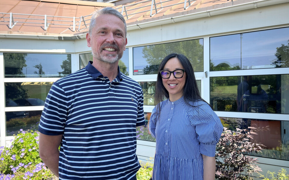Ketil Fyrand og Linn Anne Brunborg, divisjonsdirektør for akvakultur i Norfima.