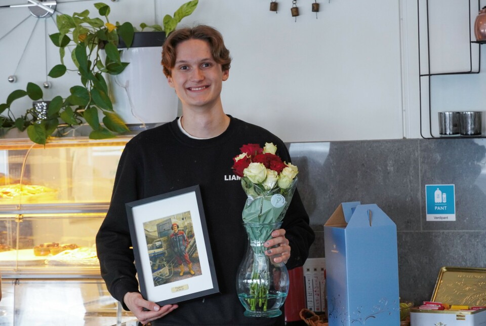 Fra lærling til fast ansatt: Liam Bakken (20) gikk rett fra fagprøven til jobb som tekniker på Salten Salmons filetfabrikk i Bodø.
