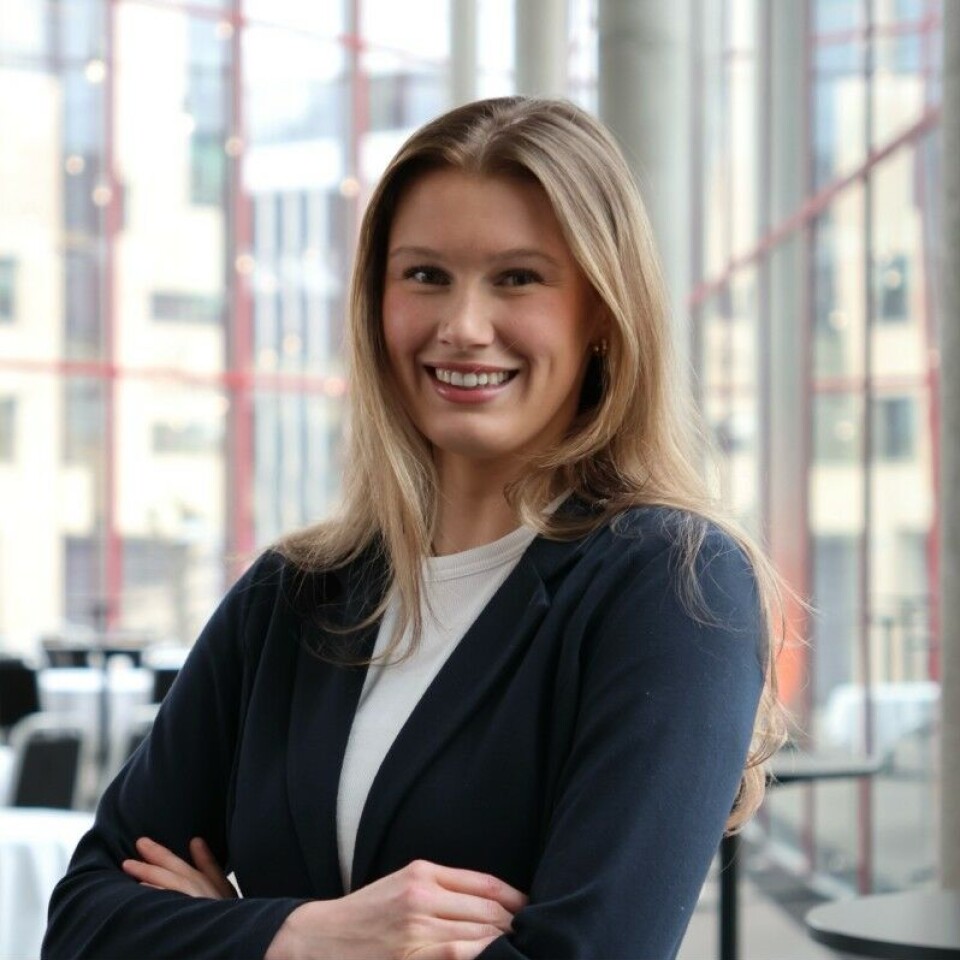 Martine Espetvedt Eggen oppfordrer alle studenter i Bergensområdet til å møte bedriftene i Grieghallen tirsdag.